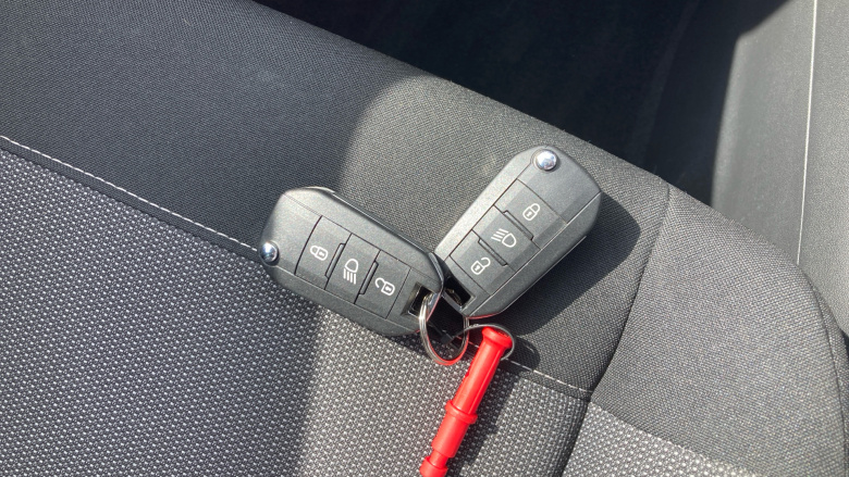Citroen C3 Aircross 1.2 PureTech 110 Shine 5dr Petrol Hatchback